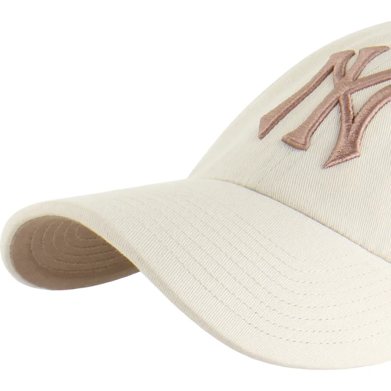 casquette-courbee-beige-ajustable-clean-up-ballpark-mojave-new-york-yankees-mlb-47-brand