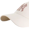 cappellino-curvo-beige-snapback-con-logo-marrone-mvp-ballpark-di-new-york-yankees-mlb-di-47-brand
