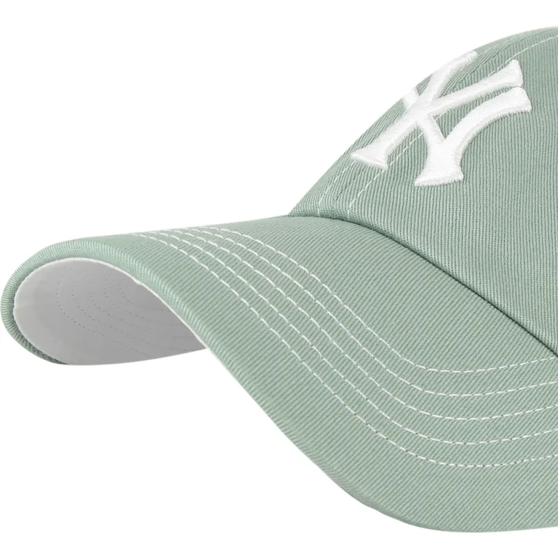 cappellino-curvo-verde-regolabile-clean-up-contrast-stitch-dei-new-york-yankees-mlb-di-47-brand