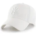 casquette-courbee-blanche-avec-logo-blanc-ajustable-clean-up-new-york-yankees-mlb-47-brand