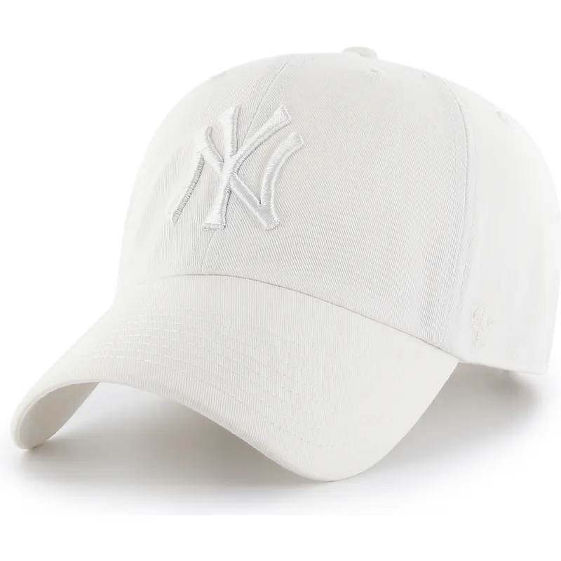 gorra-curva-blanca-con-logo-blanco-ajustable-clean-up-de-new-york-yankees-mlb-de-47-brand