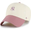 bojd-beige-och-rosa-justerbar-keps-clean-up-base-runner-two-tone-fran-new-york-yankees-mlb-av-47-brand