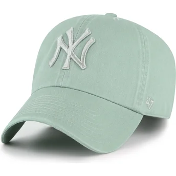 Grøn justerbar curved kasket med grønt Clean Up No Loop Label logo fra New York Yankees MLB fra 47 Brand
