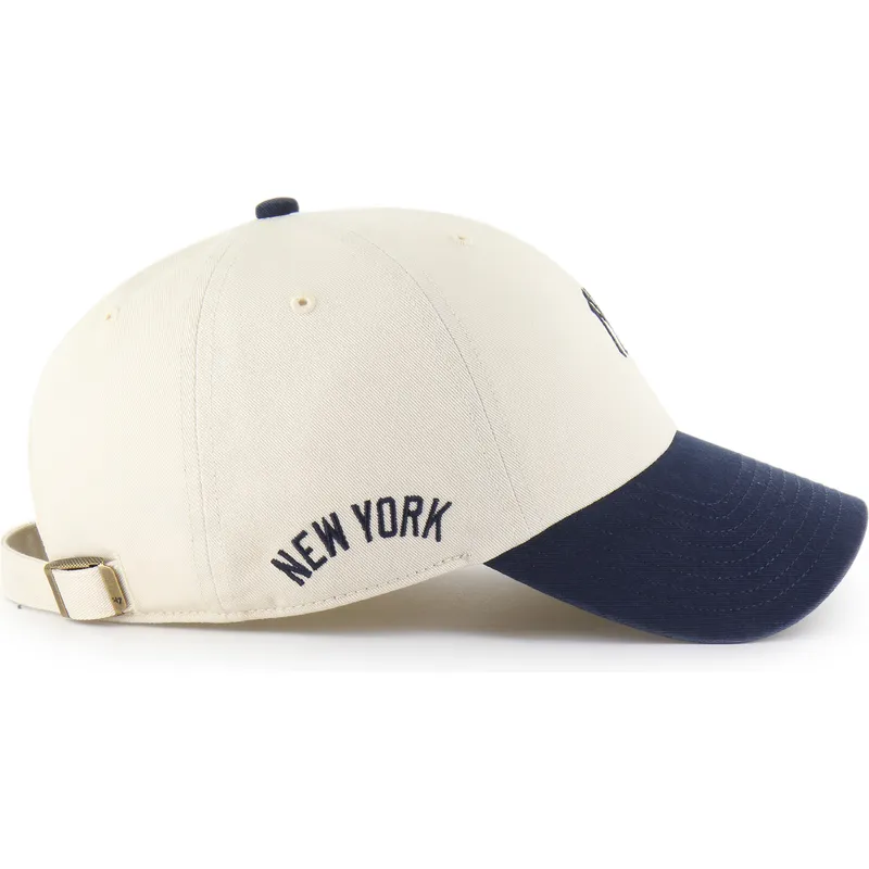 cappellino-curvo-beige-e-blu-marino-regolabile-clean-up-base-runner-sure-shot-two-tone-dei-new-york-yankees-mlb-di-47-brand