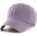 fioletowa-zakrzywiona-czapka-regulowana-z-fioletowym-logo-clean-up-iris-new-york-yankees-mlb-od-47-brand