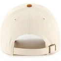 bezowo-brazowa-regulowana-czapka-z-zakrzywionym-daszkiem-clean-up-mini-script-suede-visor-oakland-athletics-mlb-od-47-brand