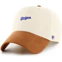 bezowo-brazowa-regulowana-czapka-z-zakrzywionym-daszkiem-clean-up-mini-script-suede-visor-los-angeles-dodgers-mlb-od-47-brand