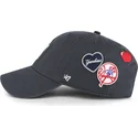granatowa-zakrzywiona-czapka-regulowana-clean-up-badges-vintage-new-york-yankees-mlb-od-47-brand