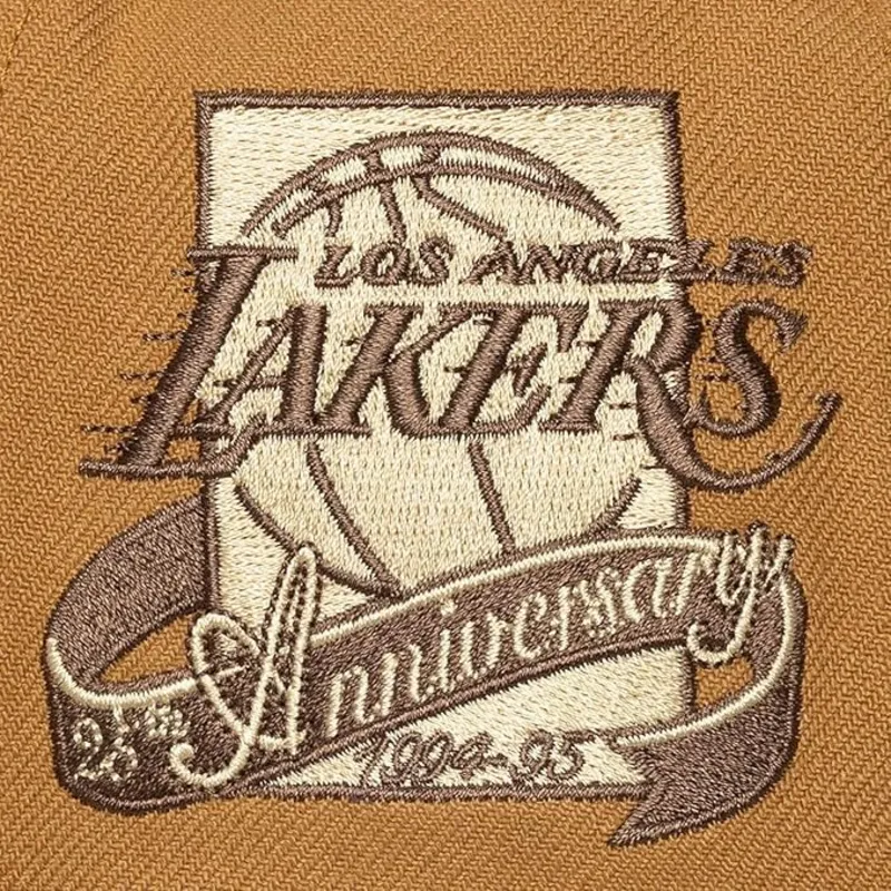 cappello-piatto-marrone-regolabile-coffee-strapback-dei-los-angeles-lakers-nba-di-mitchell-ness