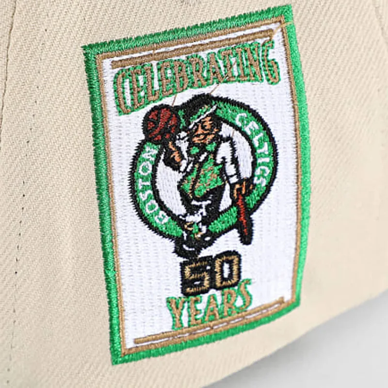 grune-und-beige-flatcap-snapback-across-the-board-der-boston-celtics-nba-von-mitchell-ness
