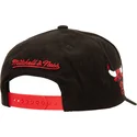 gorra-curva-negra-snapback-shady-suede-pro-de-chicago-bulls-nba-de-mitchell-ness