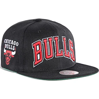 Svart platt snapback-keps Triple Play Chicago Bulls NBA från Mitchell & Ness