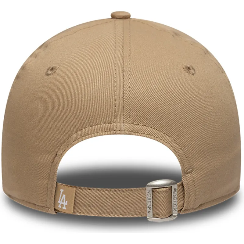 bezowa-zakrzywiona-czapka-regulowana-dla-chlopca-9forty-icon-los-angeles-dodgers-mlb-new-era