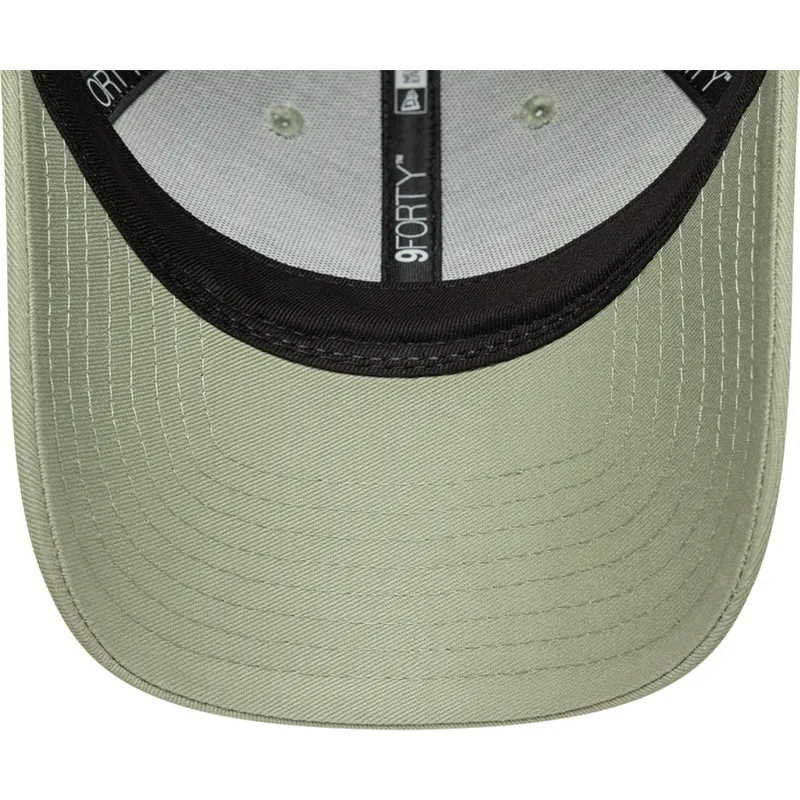 cappellino-curvo-verde-regolabile-da-donna-9forty-beaded-di-new-era