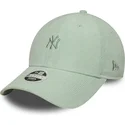 casquette-courbee-verte-ajustable-pour-femme-9forty-mini-cord-new-york-yankees-mlb-new-era