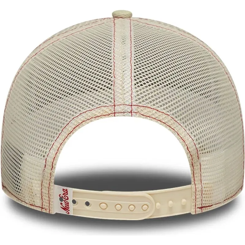 czapka-trucker-bezowa-damska-9forty-m-crown-a-frame-new-era