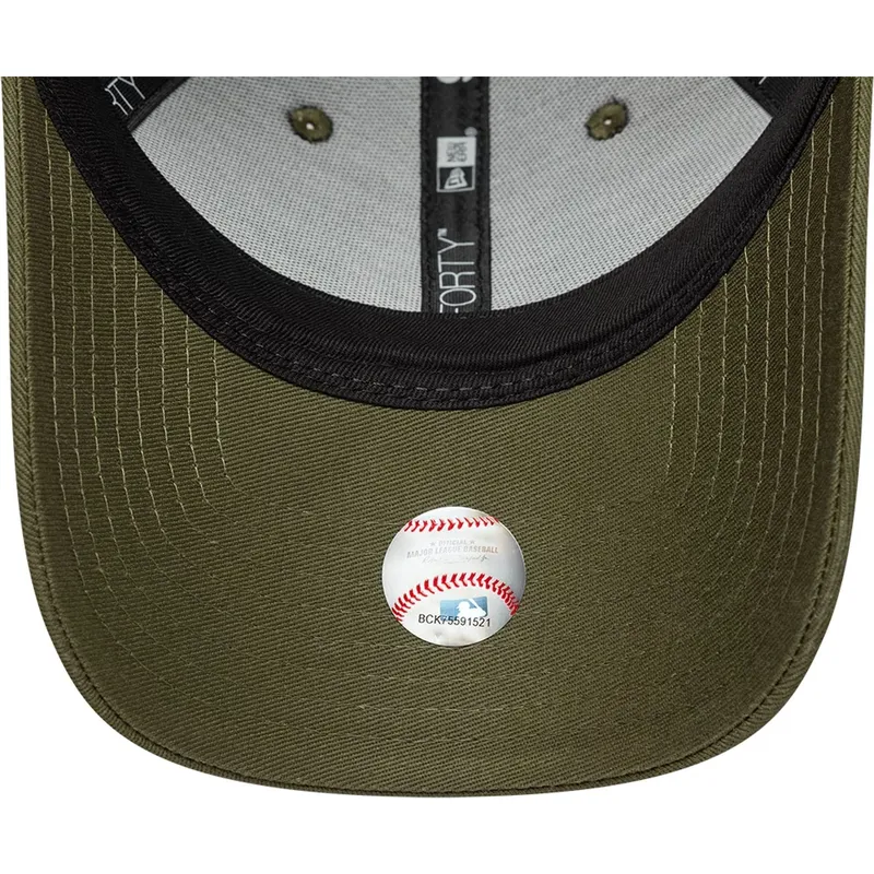 grune-gebogene-verstellbare-damen-cap-9forty-metallic-der-los-angeles-dodgers-mlb-von-new-era