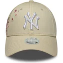 bojd-beige-justerbar-keps-for-dam-9forty-floral-icon-side-fran-new-york-yankees-mlb-av-new-era