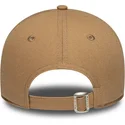 brazowa-regulowana-czapka-z-zakrzywionym-daszkiem-dla-kobiet-9forty-linen-los-angeles-dodgers-mlb-new-era