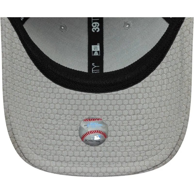 cappellino-curvo-grigio-regolabile-39thirty-stretch-mesh-dei-new-york-yankees-mlb-di-new-era