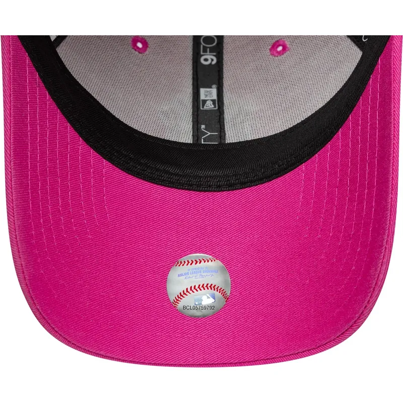 cappellino-con-visiera-curva-rosa-regolabile-con-logo-rosa-9forty-team-outline-dei-new-york-yankees-mlb-di-new-era