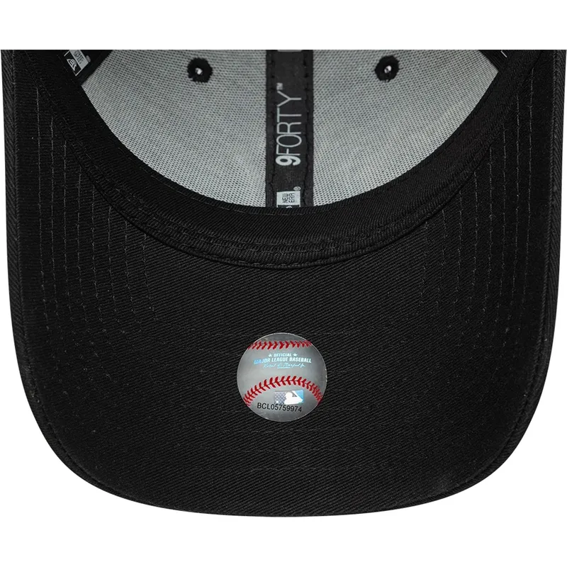 schwarze-verstellbare-curved-cap-mit-schwarzem-logo-9forty-tonal-icon-der-new-york-yankees-mlb-von-new-era
