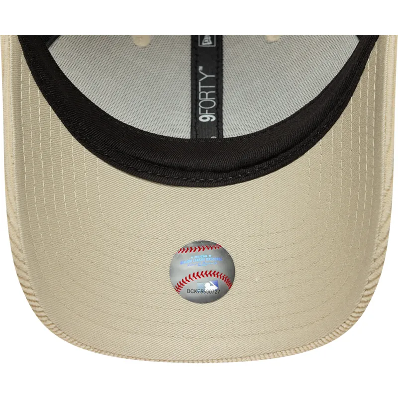 casquette-courbee-beige-ajustable-9forty-soft-cord-new-york-mets-mlb-new-era