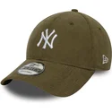 gorra-curva-verde-ajustable-9forty-soft-cord-de-new-york-yankees-mlb-de-new-era