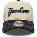 cappellino-curvo-beige-e-blu-marino-snapback-e-frame-city-icon-dei-new-york-yankees-mlb-di-new-era