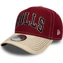 czerwona-i-bezowa-czapka-z-daszkiem-snapback-e-frame-city-icon-chicago-bulls-nba-new-era