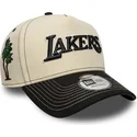 beige-und-schwarze-gebogene-snapback-kappe-e-frame-city-icon-der-los-angeles-lakers-nba-von-new-era