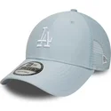 jasnoniebieska-regulowana-czapka-trucker-9forty-homefield-midi-los-angeles-dodgers-mlb-new-era