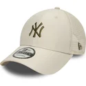 casquette-trucker-beige-ajustable-avec-logo-vert-9forty-homefield-midi-new-york-yankees-mlb-new-era