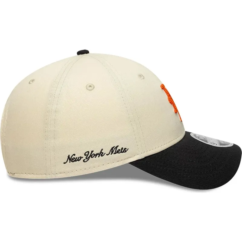 new-era-curved-brim-9forty-m-crown-side-script-new-york-mets-mlb-beige-and-black-snapback-cap