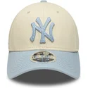 czapka-z-zakrzywionym-daszkiem-bezowo-niebieska-snapback-z-niebieskim-logo-9forty-m-crown-side-script-new-york-yankees-mlb-new-e