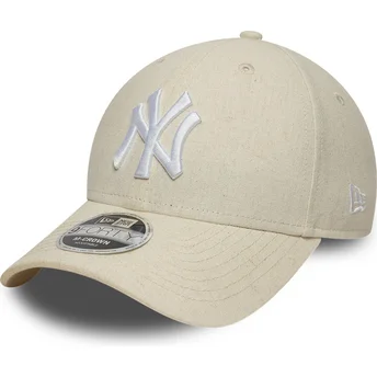 New Era Curved Brim 9FORTY M-Crown Linen New York Yankees MLB Beige Snapback Cap