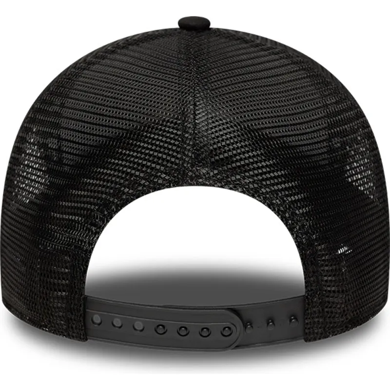 cappellino-trucker-nero-9forty-m-crown-a-frame-dei-chicago-bulls-nba-di-new-era