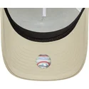 new-era-9forty-m-crown-a-frame-new-york-yankees-mlb-beige-trucker-hat