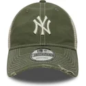 cappellino-trucker-verde-regolabile-9twenty-cotton-canv-dei-new-york-yankees-mlb-di-new-era