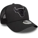 gorra-trucker-negra-con-logo-negro-a-frame-outline-de-chicago-bulls-nba-de-new-era