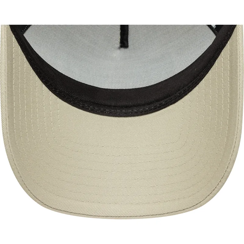 cappellino-trucker-beige-a-frame-summer-patch-di-new-era