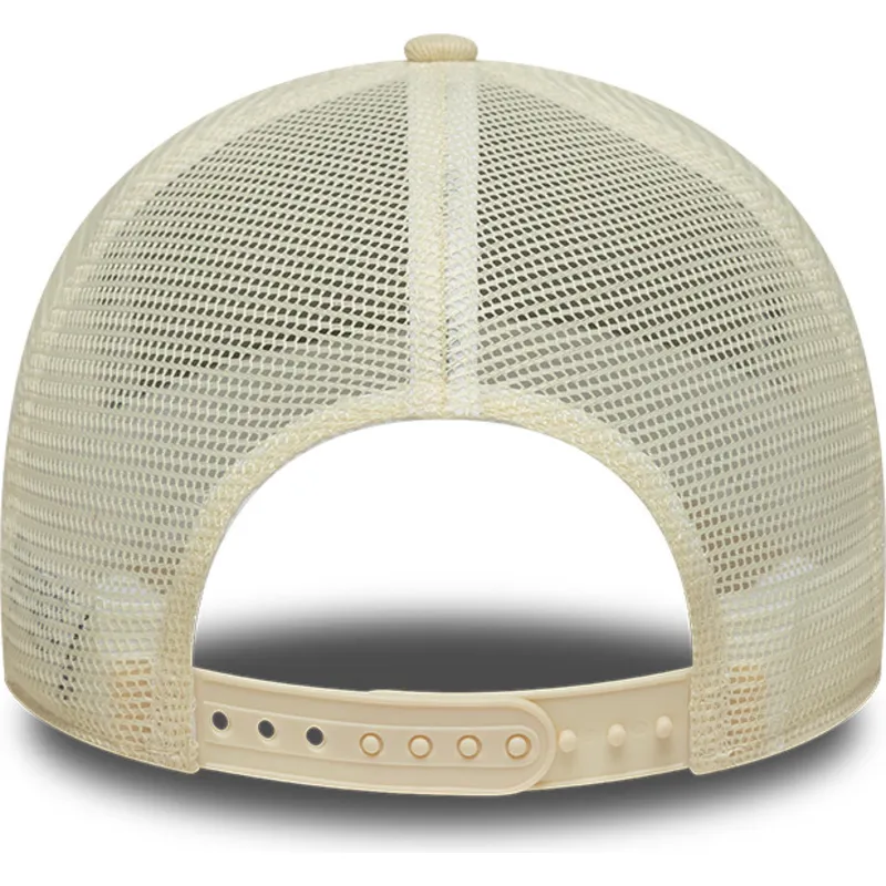 cappellino-trucker-beige-a-frame-denim-leather-patch-di-new-era