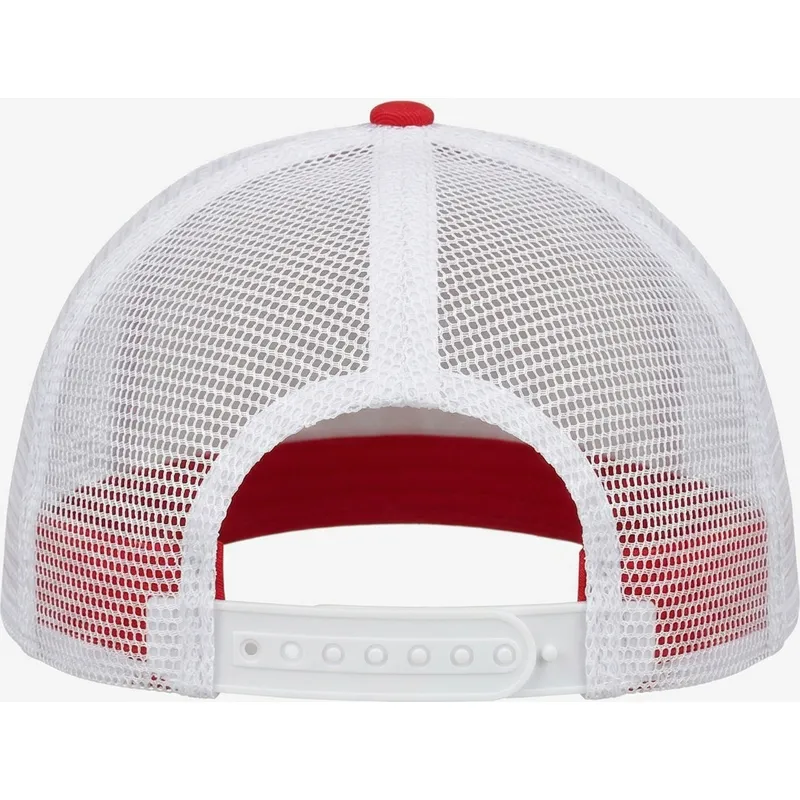 casquette-trucker-rouge-et-blanche-underdogs-the-trucker-homenage