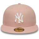 plaska-rozowa-czapka-dopasowana-59fifty-league-essential-new-york-yankees-mlb-new-era