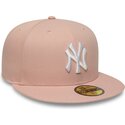 casquette-plate-rose-ajustee-59fifty-league-essential-new-york-yankees-mlb-new-era