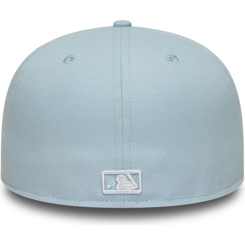 cappello-piatto-azzurro-chiaro-aderente-59fifty-league-essential-dei-new-york-yankees-mlb-di-new-era