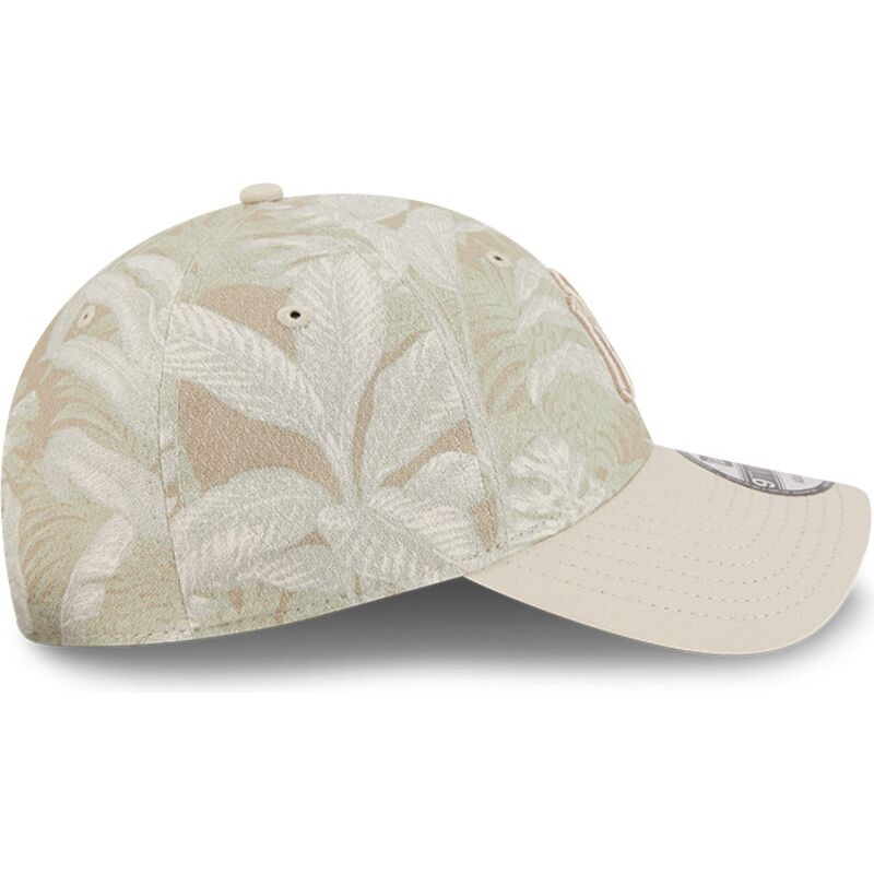 cappellino-curvo-beige-regolabile-9twenty-leafy-palm-dei-new-york-yankees-mlb-di-new-era