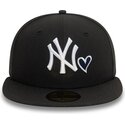 cappello-piatto-nero-aderente-59fifty-heart-icon-dei-new-york-yankees-mlb-di-new-era
