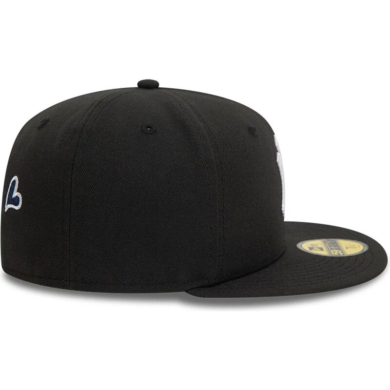 schwarze-anliegende-59fifty-flatcap-heart-icon-der-new-york-yankees-mlb-von-new-era