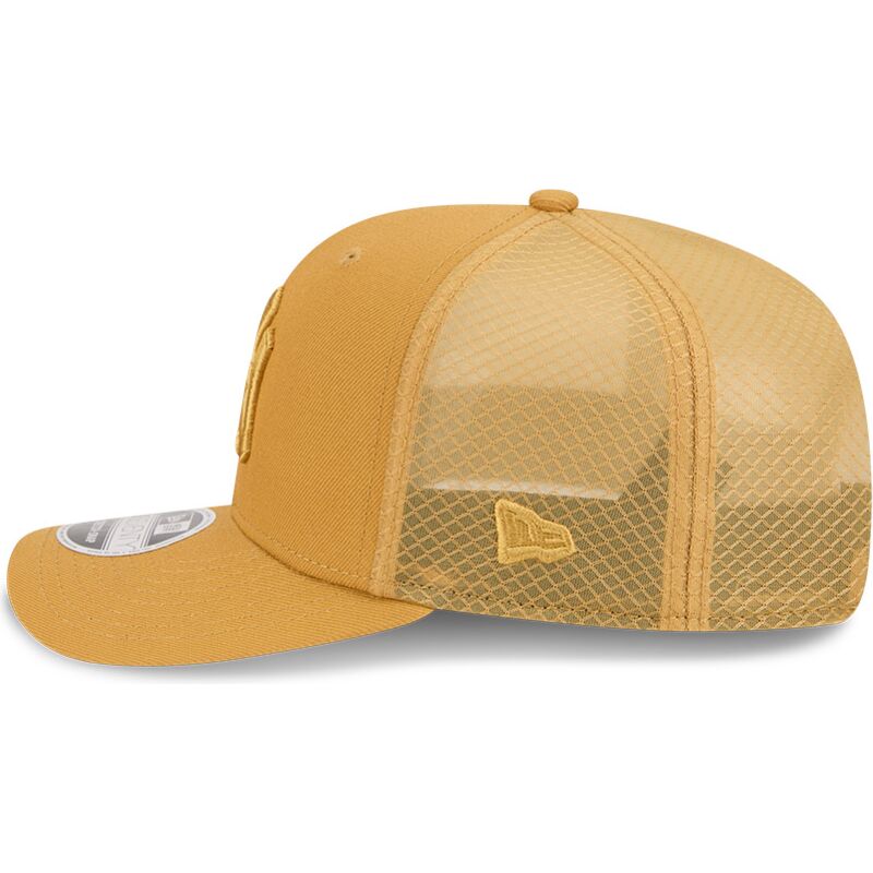 cappellino-trucker-marrone-chiaro-9seventy-stretch-snap-color-pack-dei-new-york-yankees-mlb-di-new-era cappellino-trucker-marrone-chiaro-9seventy-stretch-snap-color-pack-dei-new-york-yankees-mlb-di-new-era